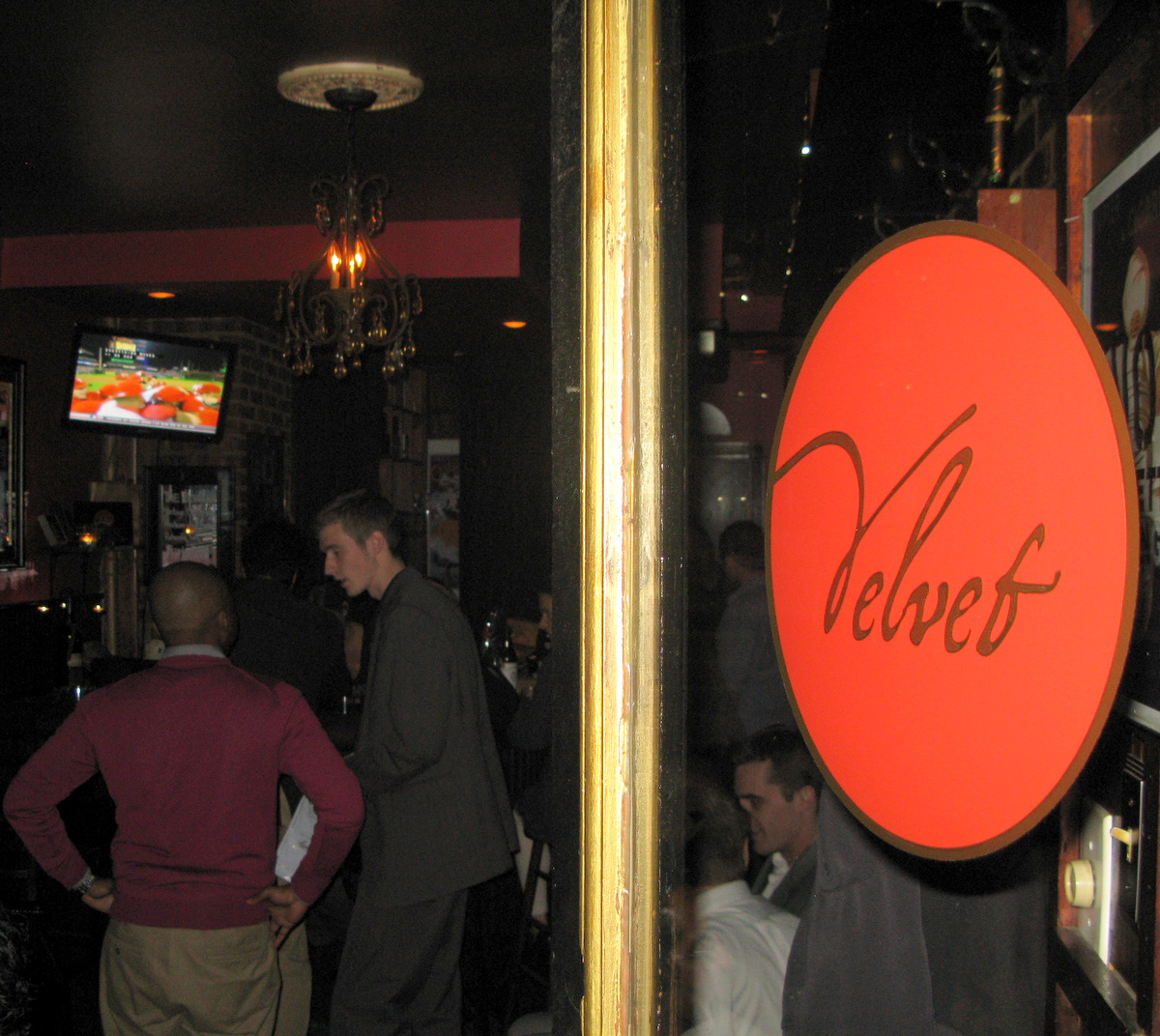Velvet Cigar Lounge: One of New York City’s Finest Cigar Hangouts