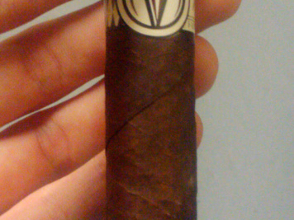 Cigar Review: Rocky Patel Famous Signature Robusto Cigar Review: Rocky Patel Famous Signature Robusto