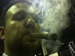 ronnie-smoke