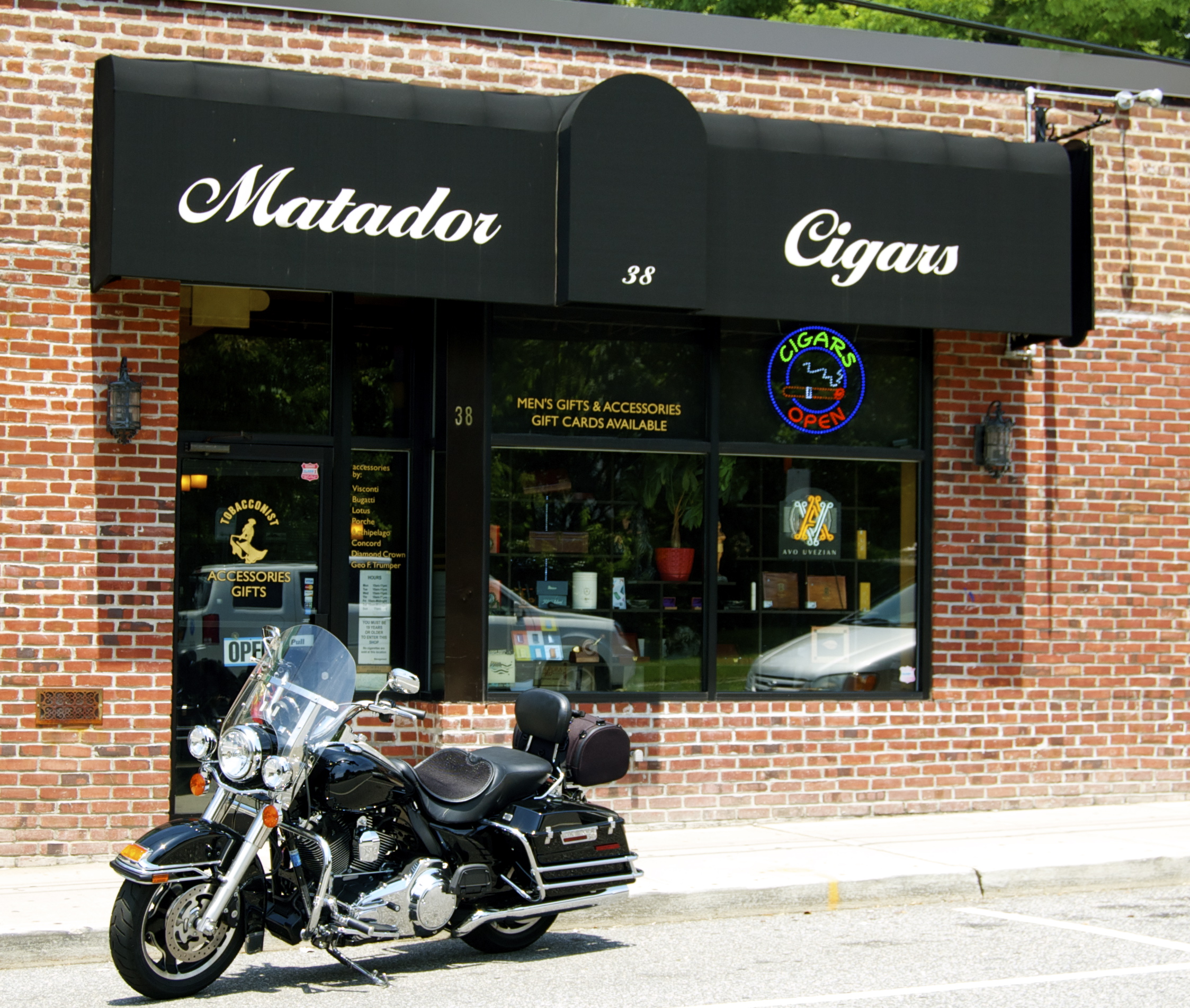 Matador Cigars - Front