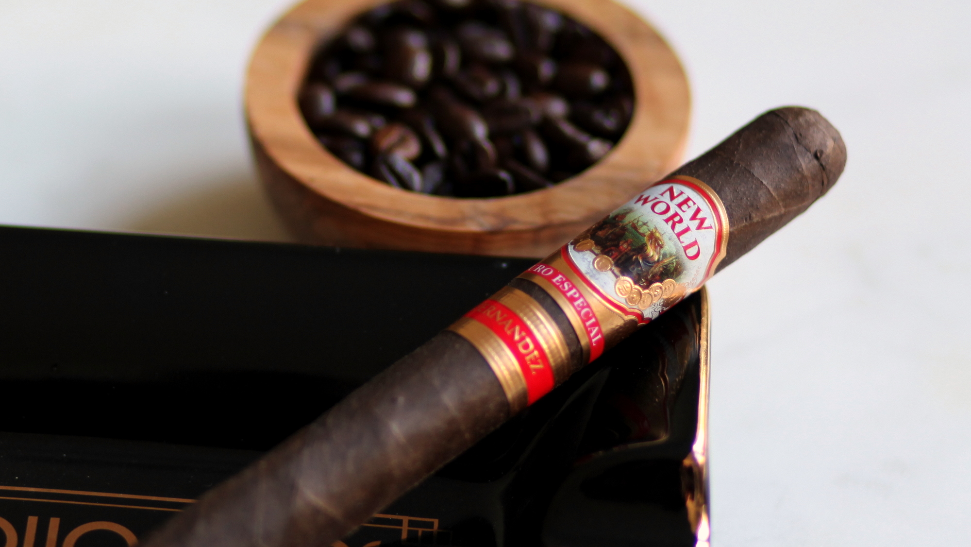 AJ Fernandez New World Puro Especial Toro Review