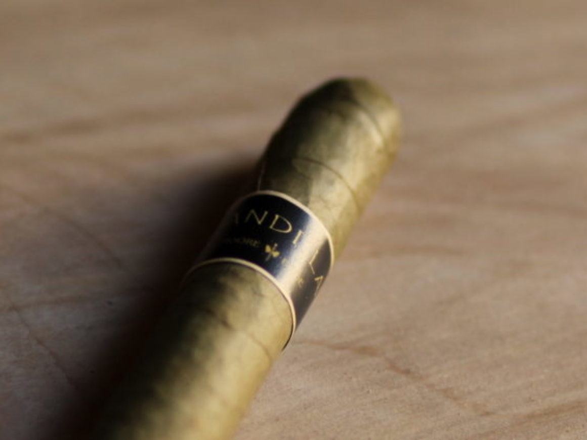 Moore and Bode Candela Cigar Closeup