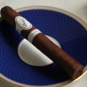 Davidoff Millennium Blend Toro Review Closeup 2