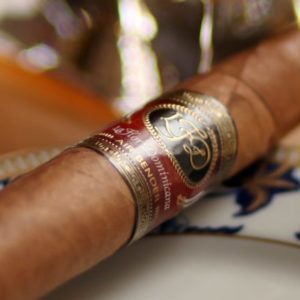 La Flor Dominicana Air Bender Chisel Review Close Up