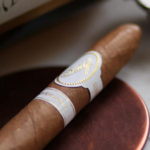 Davidoff Aniversario Special T Review Closeup