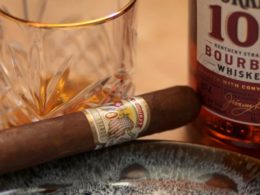 Alec Bradley Post Embargo Review Closeup