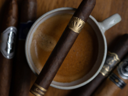Sobremesa Corona Grande