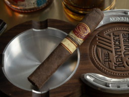 Padron 50 Years Maduro Review2