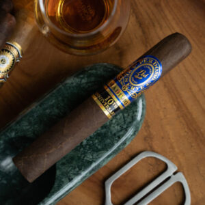 Perdomo 10th Anniversary Maduro Epicure Review 3