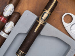 Blind Review: Drew Estate: Undercrown 10