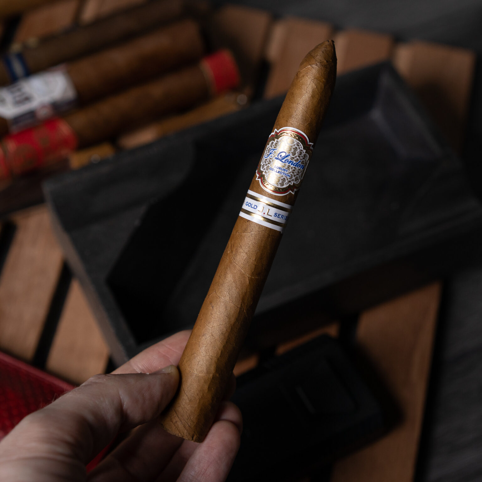 Blind Cigar Review J London LCC Exclusive Pyramides Fine Tobacco NYC