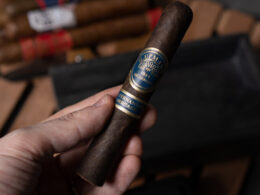 Blind Review: H. Upmann Nicaragua AJ Fernandez Heritage Toro Blind Review: H. Upmann Nicaragua AJ Fernandez Heritage Toro